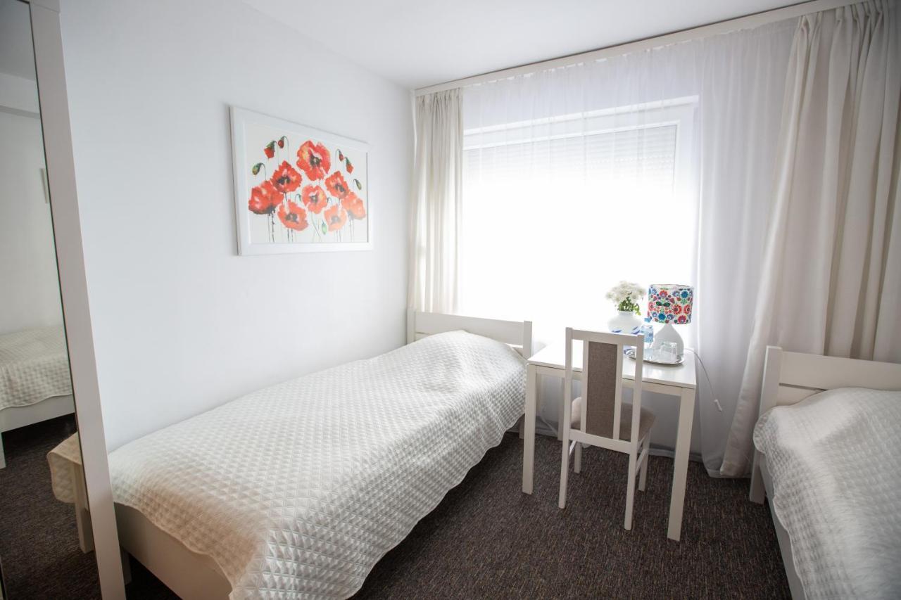 에우크 Pensjonacik Grazyna B&B 외부 사진