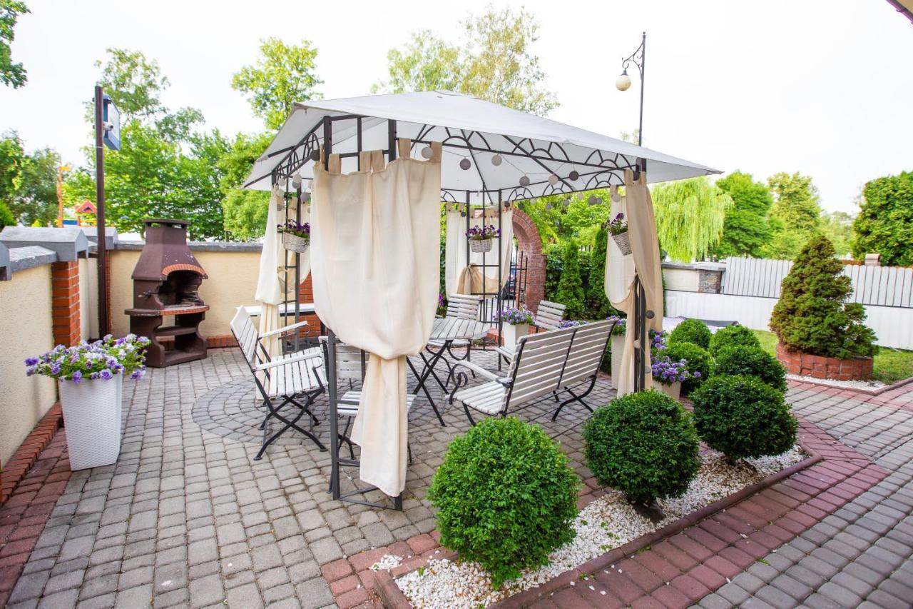 에우크 Pensjonacik Grazyna B&B 외부 사진